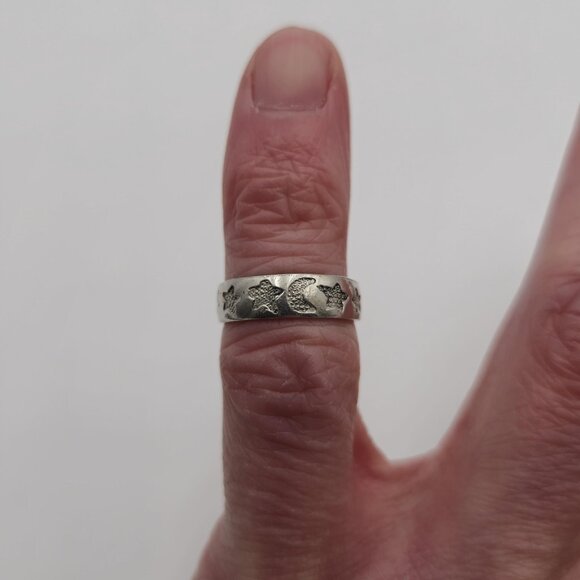 Size 4 Sterling Silver Crescent Moon And Stars Toe Ring A2537 - Picture 2 of 7